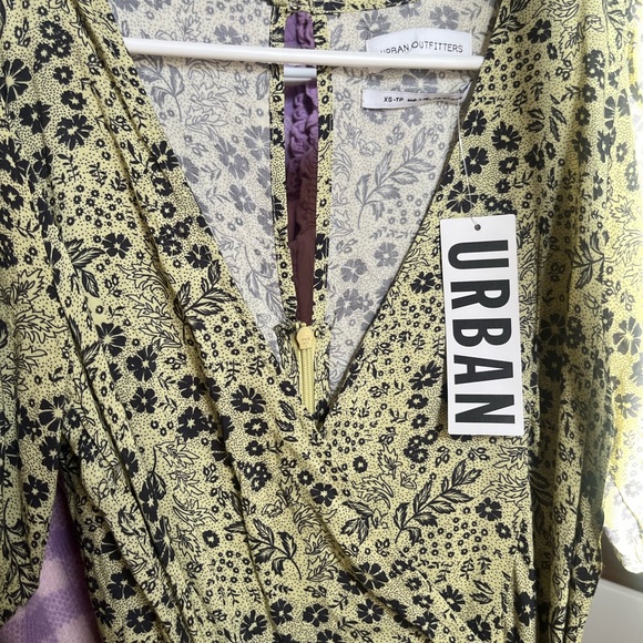 Urban Outfitters Romper - Picture 2 of 4